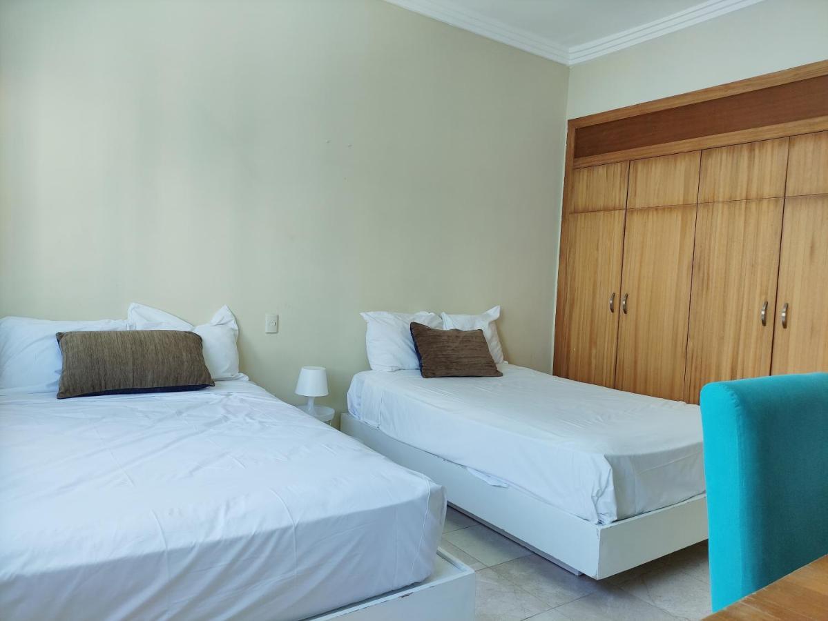 פונטה קאנה Chic Beachfront Apartment - Private Beach Access מראה חיצוני תמונה